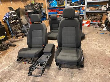 volkswagen passat interieur b8 beschikbaar voor biedingen