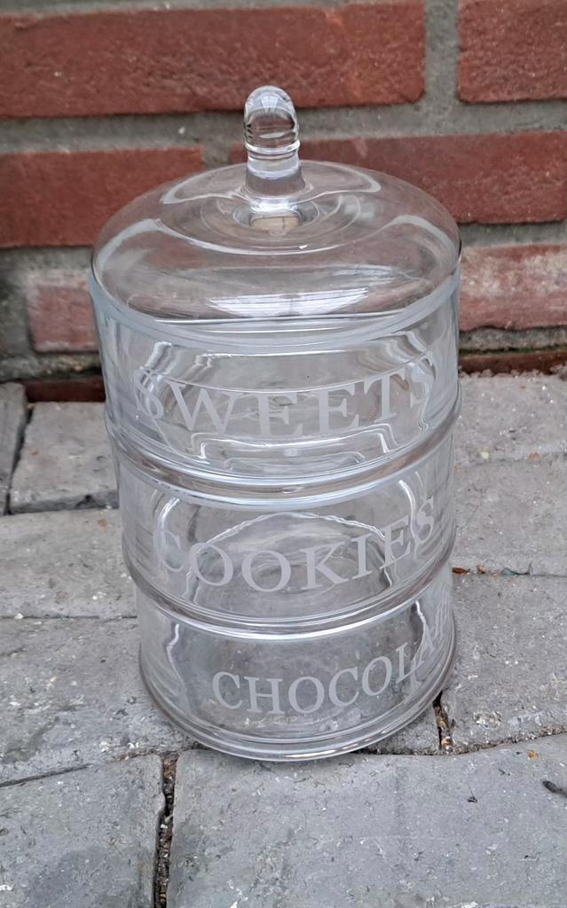 Te koop 3 glazen  etages schalen 20 cm hoog 12 cm doorsnee, Huis en Inrichting, Woonaccessoires | Etagères, Nieuw, Ophalen of Verzenden