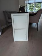 Witte Ikea Kallax kast met deuren, Huis en Inrichting, Ophalen, Zo goed als nieuw