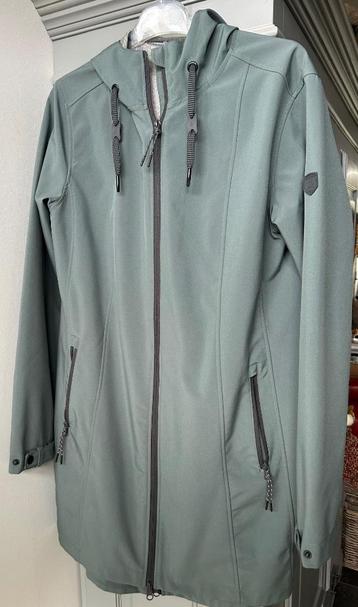 Kjelvik soft shell jas / outdoor jas maat L beschikbaar voor biedingen