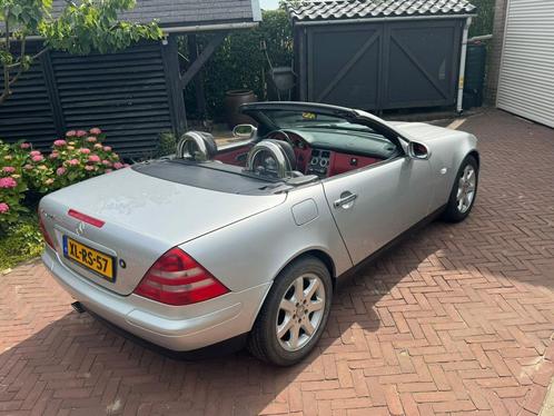Mercedes-Benz SLK 2.0 Slk200 Roadster AUT 1999 Grijs, Auto's, Mercedes-Benz, Particulier, SLK, ABS, Airbags, Airconditioning, Bluetooth