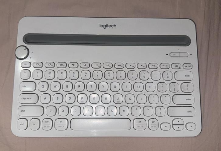 Logitech keyboard K480 | Like Nieuw! Works with all OS, Computers en Software, Toetsenborden, Zo goed als nieuw, Ophalen