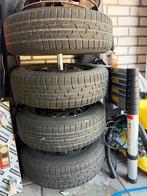 Winterbanden 175/65R15 Nissan Micra met velg en doppen, Auto-onderdelen, Ophalen, Gebruikt, 15 inch, 175 mm