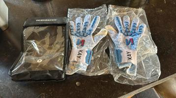 Keeper handschoenen onekeeper beschikbaar voor biedingen
