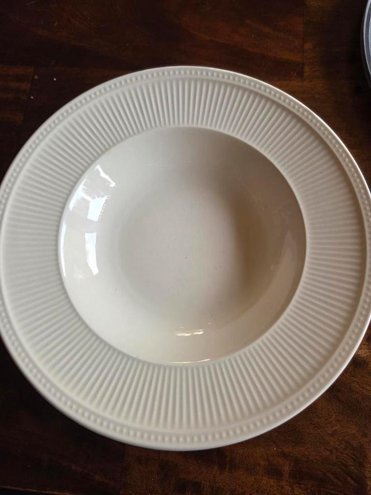 8 Diepe Borden Wedgwood Windsor, Huis en Inrichting, Keuken | Servies, Ophalen of Verzenden