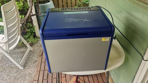 campingkoelbox Comfort Travel Fridge KB 7245 – 45L, Caravans en Kamperen, Koelboxen, Zo goed als nieuw, Koelbox, Elektrisch, Ophalen of Verzenden