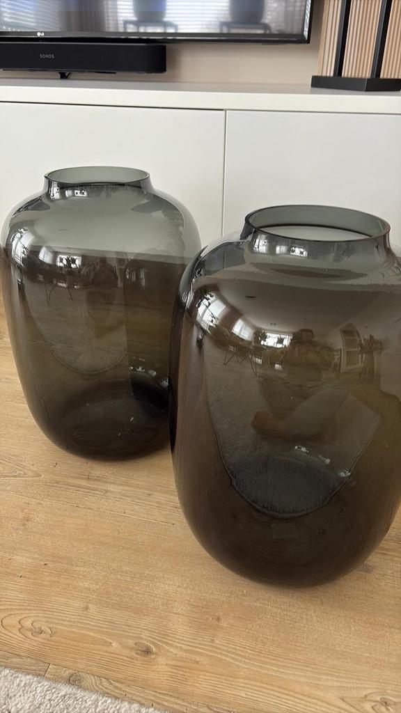 1 Grote Glazen Vazen Kara XL - Grijs/Zwart smokey glas, Huis en Inrichting, Woonaccessoires | Vazen, Zo goed als nieuw, Overige kleuren