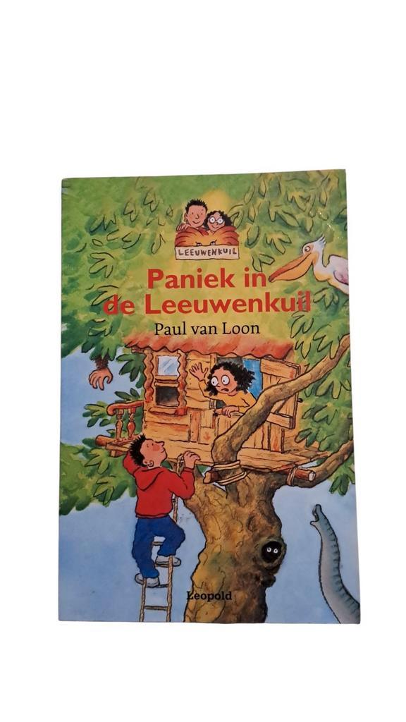 Paul van Loon - Paniek in de Leeuwenkuil, Boeken, Kinderboeken | Jeugd | onder 10 jaar, Zo goed als nieuw, Fictie algemeen, Ophalen of Verzenden