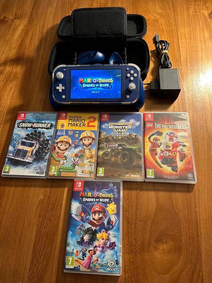 Nintendo Switch Lite, Spelcomputers en Games, Spelcomputers | Nintendo Switch Lite, Nieuw, Overige kleuren, Met beschermhoes of tas