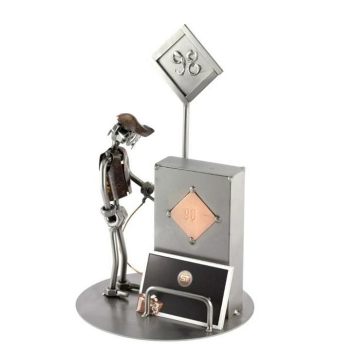 Pompbediende - steelman, tanken, beeldje, benzine, cadeau, Verzamelen, Beelden en Beeldjes, Nieuw, Overige typen, Ophalen of Verzenden