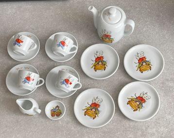 DE kinderservies Ollie en Appie beschikbaar voor biedingen