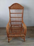 Oude rieten stoel., Huis en Inrichting, Stoelen, Ophalen of Verzenden, Gebruikt, Bruin, Eén