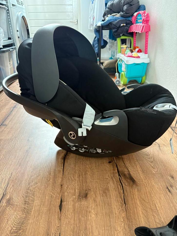 Cybex Cloud Z i-Size Autostoel + adaptors, Kinderen en Baby's, Autostoeltjes, Zo goed als nieuw, Chicco, 0 t/m 13 kg, Isofix, Zijbescherming