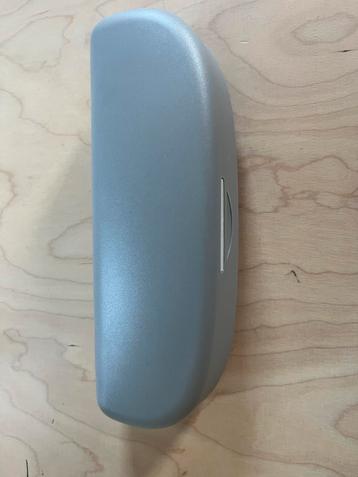 BMW Zonnebrilhouder - Perfecte Accessoire! beschikbaar voor biedingen
