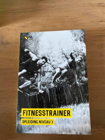Fitness trainer niveau 3 boek beschikbaar voor biedingen