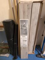 Laminaat Lichteiken 9m2 + Ondervloer & Plinten, Doe-het-zelf en Verbouw, Vloerdelen en Plavuizen, Ophalen, Nieuw, 5 tot 10 m²