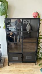 Ronja Woood metalen vitrinekast, Huis en Inrichting, Ophalen, 50 tot 100 cm, Zo goed als nieuw, 150 tot 200 cm