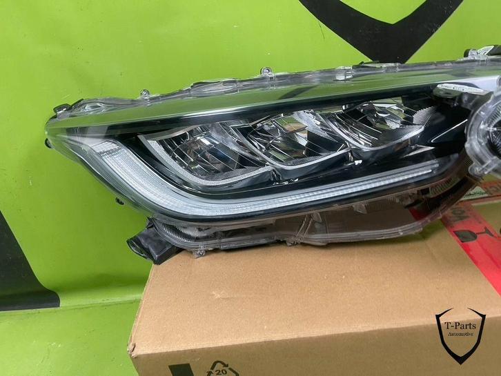 toyota yaris koplamp recht 81110K0081 lamp, Auto-onderdelen, Verlichting, Toyota, Gebruikt, Ophalen of Verzenden