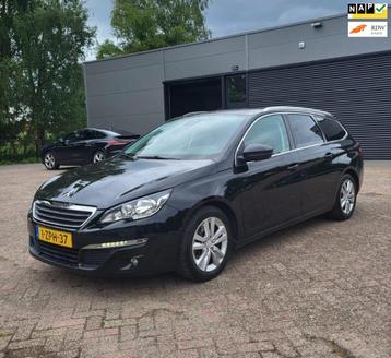 Peugeot 308 SW 1.2 e-THP Blue, Clima, CruisC, Pano, Carplay! beschikbaar voor biedingen