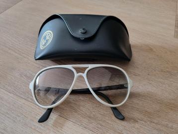Ray-Ban CATS 5000 Heren Zonnebril met Koker beschikbaar voor biedingen