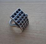 zilveren royale design ring met granaat stenen [664], Ophalen of Verzenden, Zo goed als nieuw, 17 tot 18, Met edelsteen