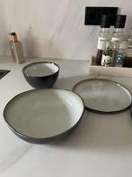 Cosy&Trendy Servies - 10 groot, 12 klein, 12 kommen, 6 diep, Ophalen, Gebruikt, Effen, Aardewerk