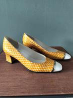 Vintage leren pumps. Maat 38, Ophalen of Verzenden, Zo goed als nieuw, Geel