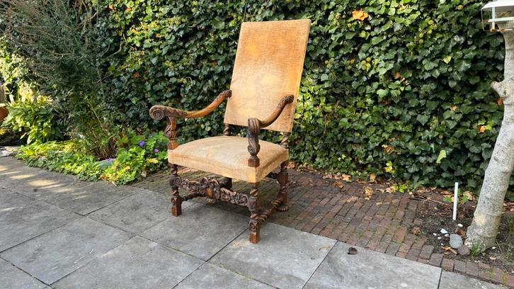 Antieke barokstijl armstoel – met rijk houtsnijwerk, Antiek en Kunst, Antiek | Meubels | Stoelen en Banken, Ophalen