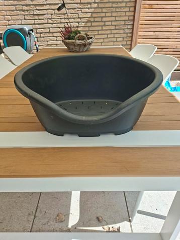 Kleine honden of kattenmand. beschikbaar voor biedingen