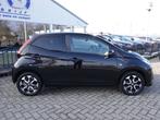 Toyota Aygo 1.0 VVT-i x-joy LMV | CAMERA | CLIMA | BT-TEL, Auto's, Voorwielaandrijving, Start-stop-systeem, Stof, Gebruikt