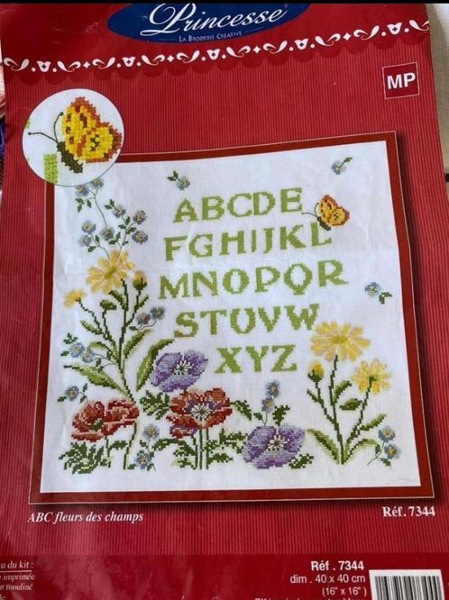 BORDUURPAKKET PRINCESSE ABC WILDE BLOEMEN, Hobby en Vrije tijd, Borduren en Borduurmachines, Zo goed als nieuw, Borduurpakket