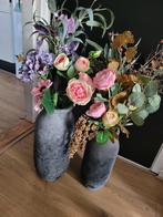 2 brynxz vazen + kunst/zijde boeket, Ophalen, Minder dan 50 cm