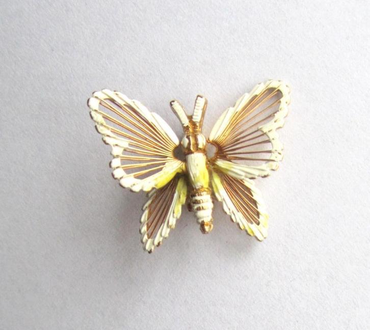 Vintage prachtige MONET vlinder broche verguld, Sieraden, Tassen en Uiterlijk, Broches, Zo goed als nieuw, Ophalen