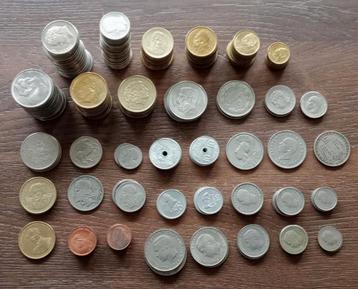 Veel oude munten van Griekenland uit het Drachme tijdperk  beschikbaar voor biedingen