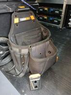 TOUGHBUILT POUCH XL MET HOUDERCLIP, Motoren, Ophalen, Zo goed als nieuw