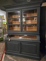Grutterskast | Buffetkast | Vitrinekast met bolle klep zwart, Gebruikt, Ophalen of Verzenden, Robuust landelijk, Niet te achterhalen