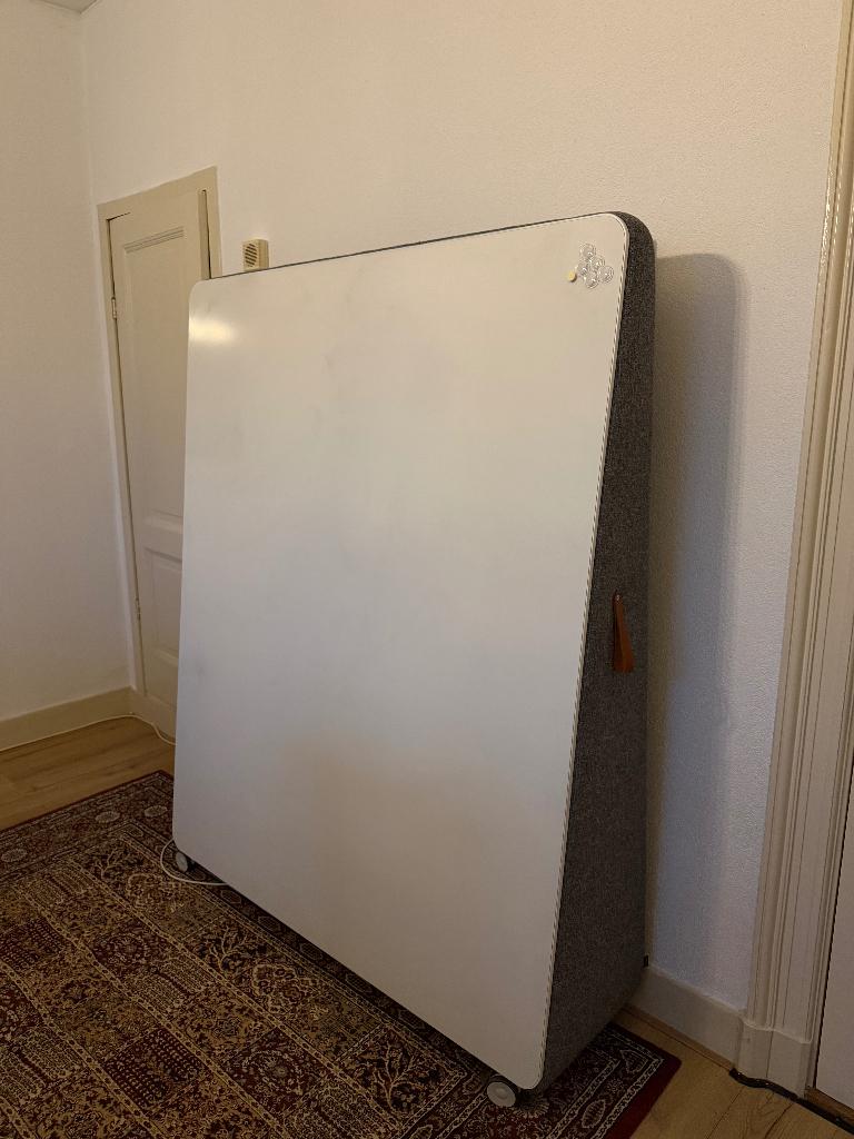 Design Whiteboard voor kantoor + tv mount, Ophalen, Gebruikt, Digiboard