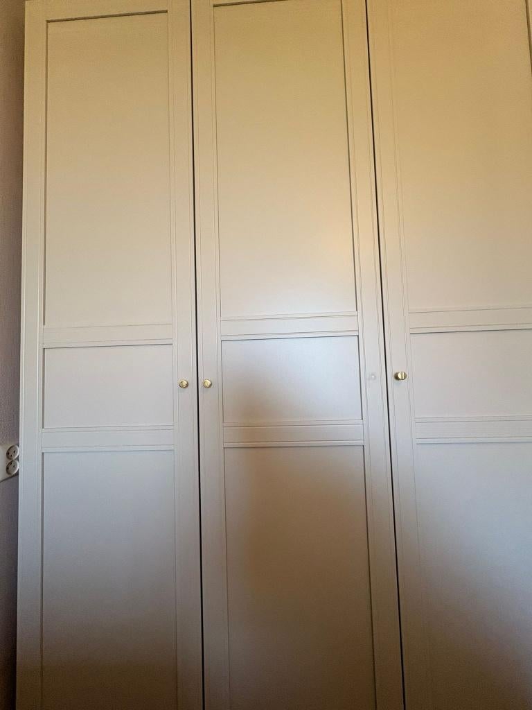 IKEA FLISBERGET deur + scharnieren, Ophalen, Minder dan 50 cm, Gebruikt, 200 cm of meer