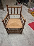 Hoekstoeltje, Ophalen