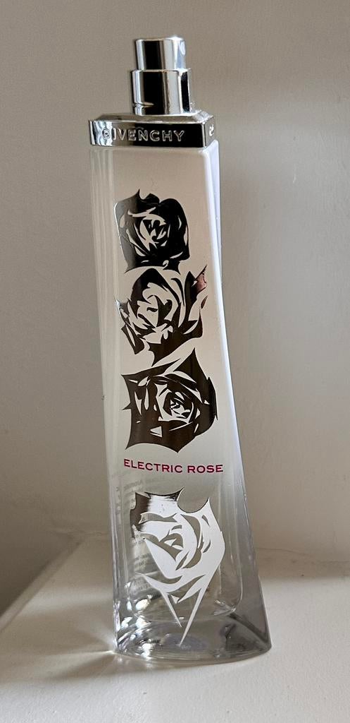 Nieuw van Givenchy: Very Irresistible - Electric Rose -75 ml, Sieraden, Tassen en Uiterlijk, Uiterlijk | Parfum, Ophalen of Verzenden