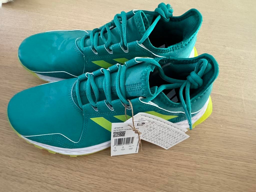Nieuwe Hockey Youngstar schoenen maat 39 - Groen, Ophalen of Verzenden, Nieuw, Schoenen