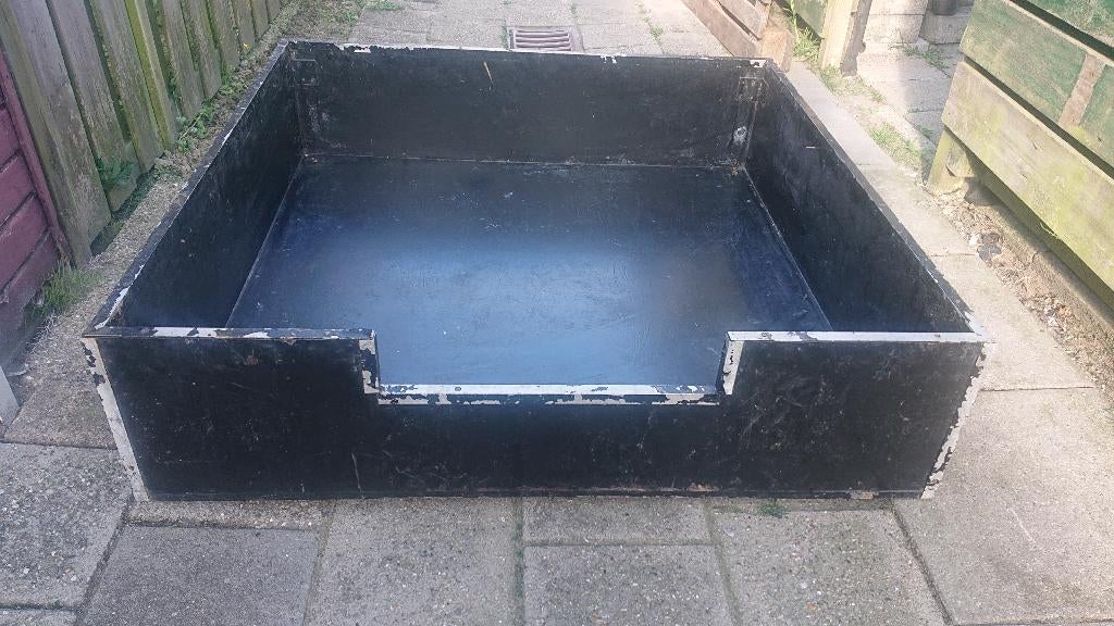 Werp kist 126 x 126 x32, Ophalen, Gebruikt