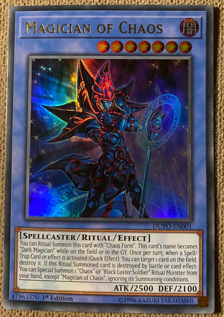 Yu-Gi-Oh! Magician of Chaos DUPO 1st Edition !, Hobby en Vrije tijd, Verzamelkaartspellen | Yu-gi-Oh!, Ophalen of Verzenden, Zo goed als nieuw