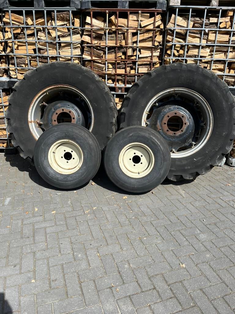 Set Michelin 600/65/34 XM 108  en 10.00-16, Ophalen of Verzenden