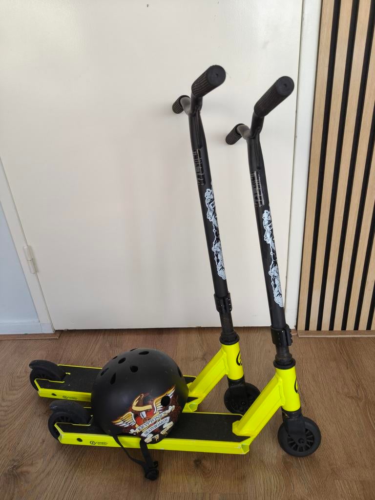 Twee Oxelo steps met helm 25.90 euro perstuk, Fietsen en Brommers, Steps, Ophalen of Verzenden, Gebruikt, Gewone step, Oxelo