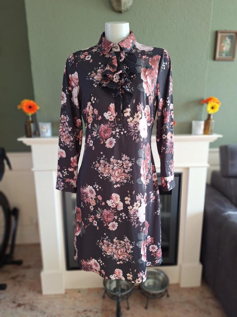 K-Design k design zwart roze bloemen jurk S 36, K-design, Verzenden, Zwart, Zo goed als nieuw