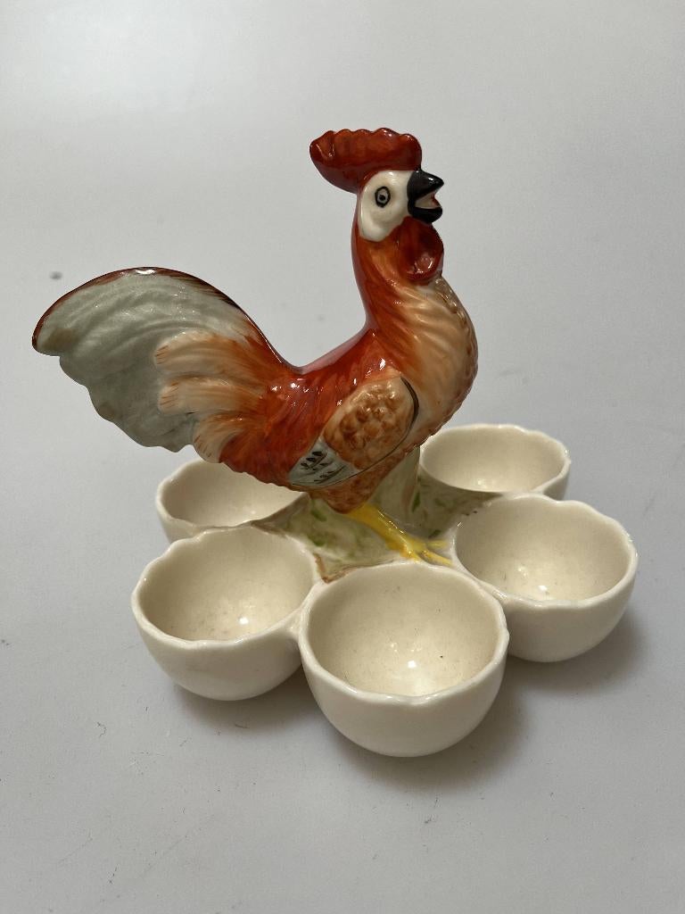 Antieke barbotine eierschaal met haan, Antiek en Kunst, Antiek | Keramiek en Aardewerk, Ophalen of Verzenden