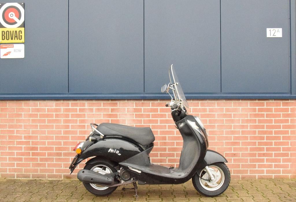 Sym Mio 4T, Gebruikt, Benzine, 50 cc, Maximaal 25 km/u