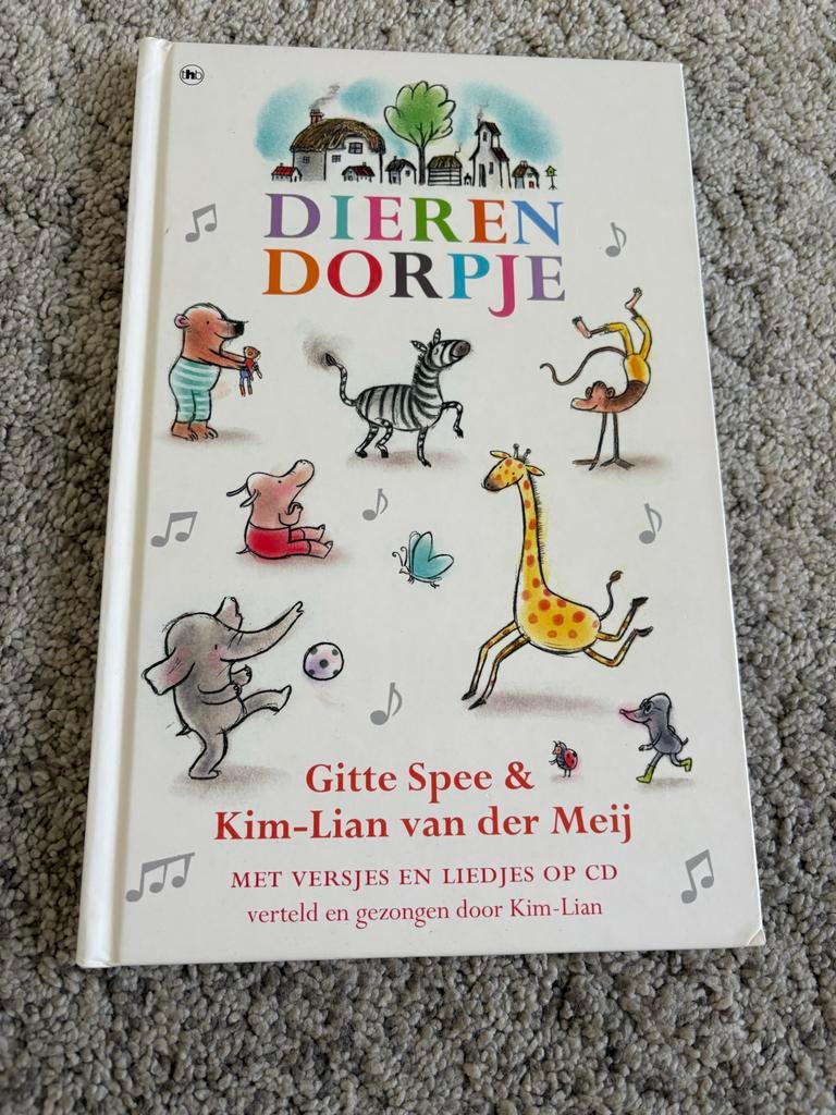 Dierendorpje boek met versjes en liedjes op CD, Gelezen, Fictie algemeen, Jongen of Meisje, Ophalen of Verzenden