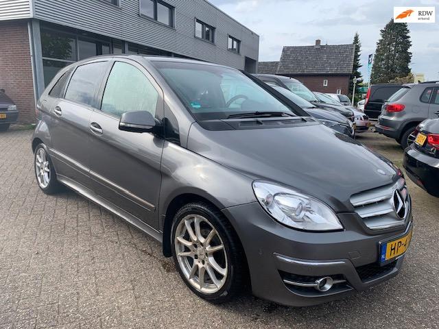 Mercedes-Benz B-klasse 170 2008 € 2250.- 1 JAAR APK ZO MEE, Voorwielaandrijving, Gebruikt, Zwart, 4 cilinders